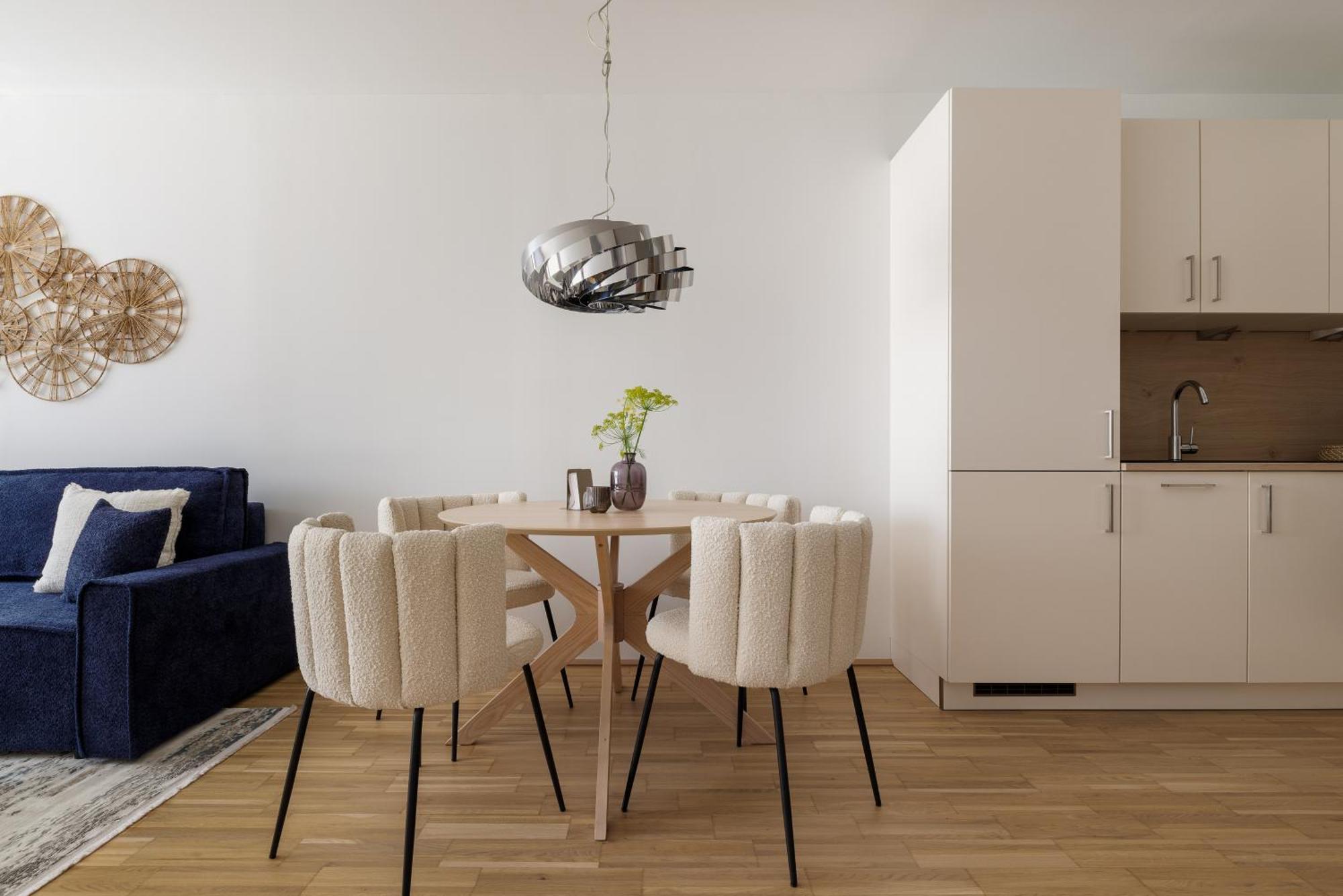 Coho City Apartments Mit Hauseigener Tiefgarage Vienna Exterior photo
