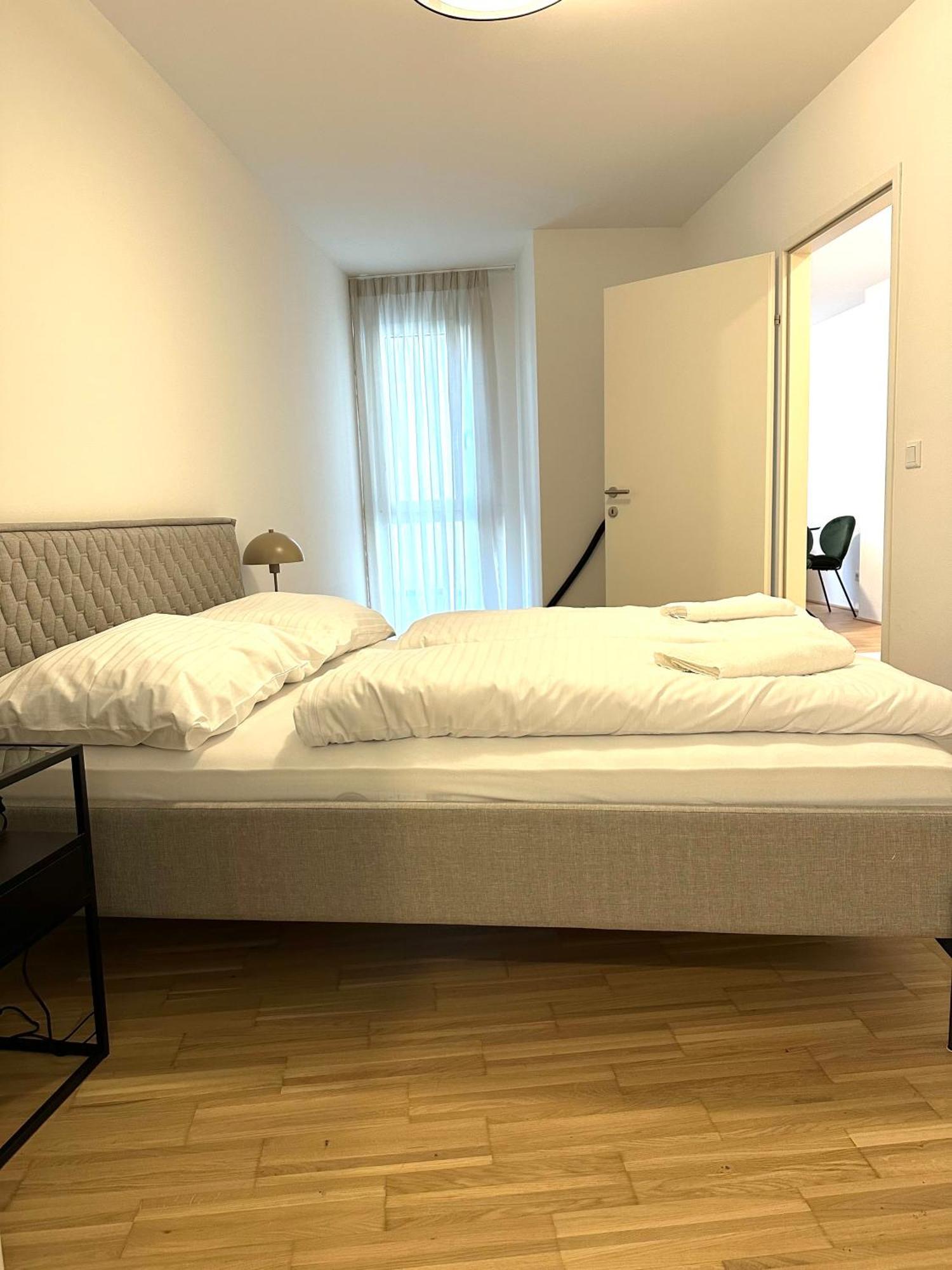 Coho City Apartments Mit Hauseigener Tiefgarage Vienna Exterior photo