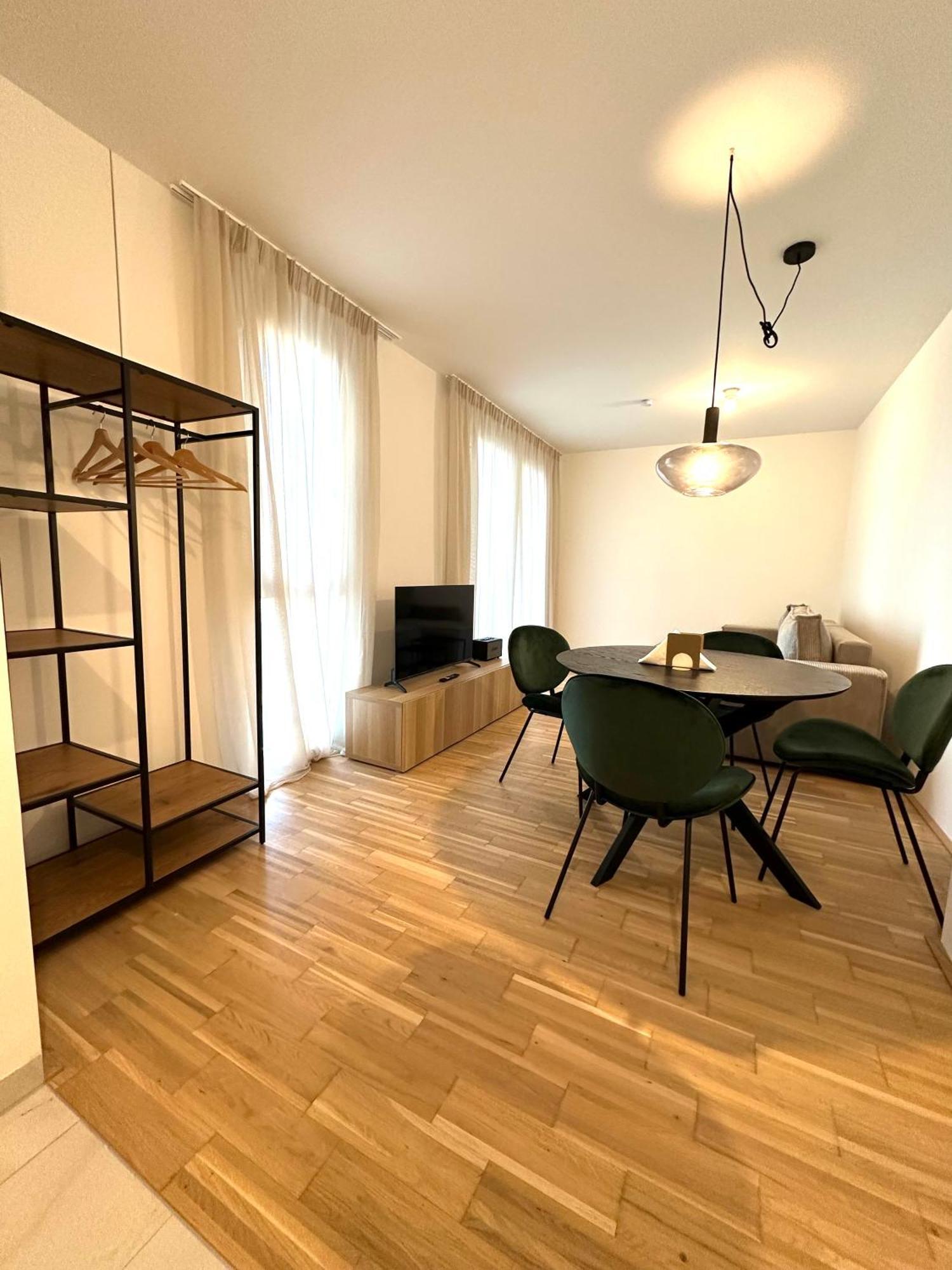 Coho City Apartments Mit Hauseigener Tiefgarage Vienna Exterior photo
