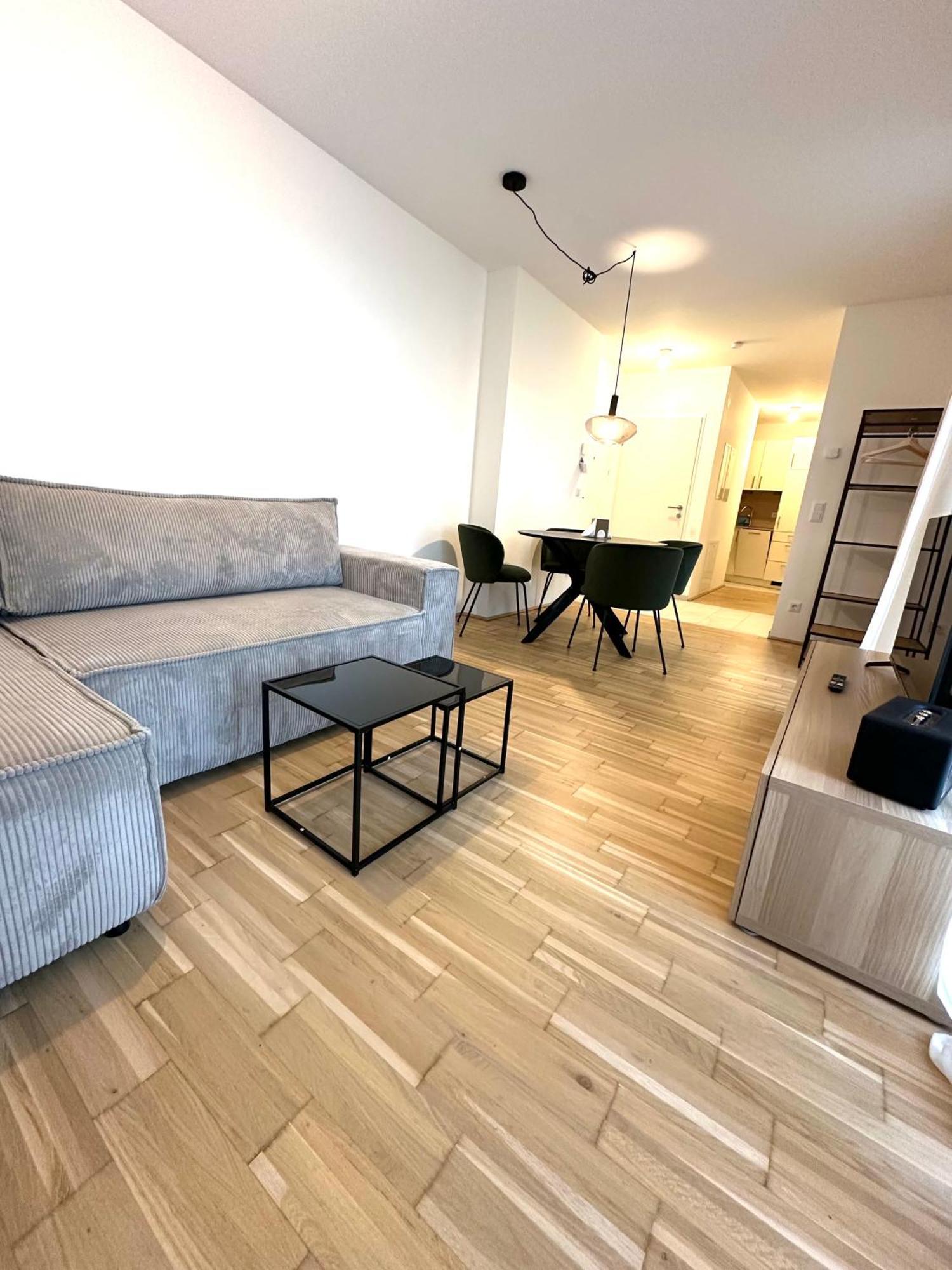 Coho City Apartments Mit Hauseigener Tiefgarage Vienna Exterior photo
