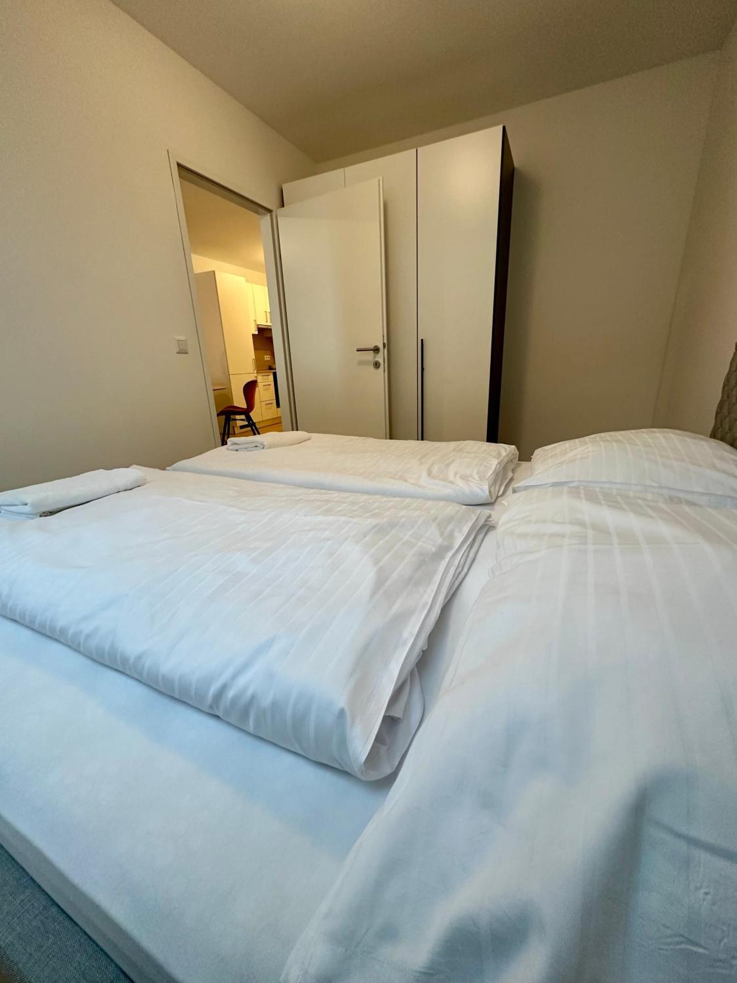 Coho City Apartments Mit Hauseigener Tiefgarage Vienna Exterior photo